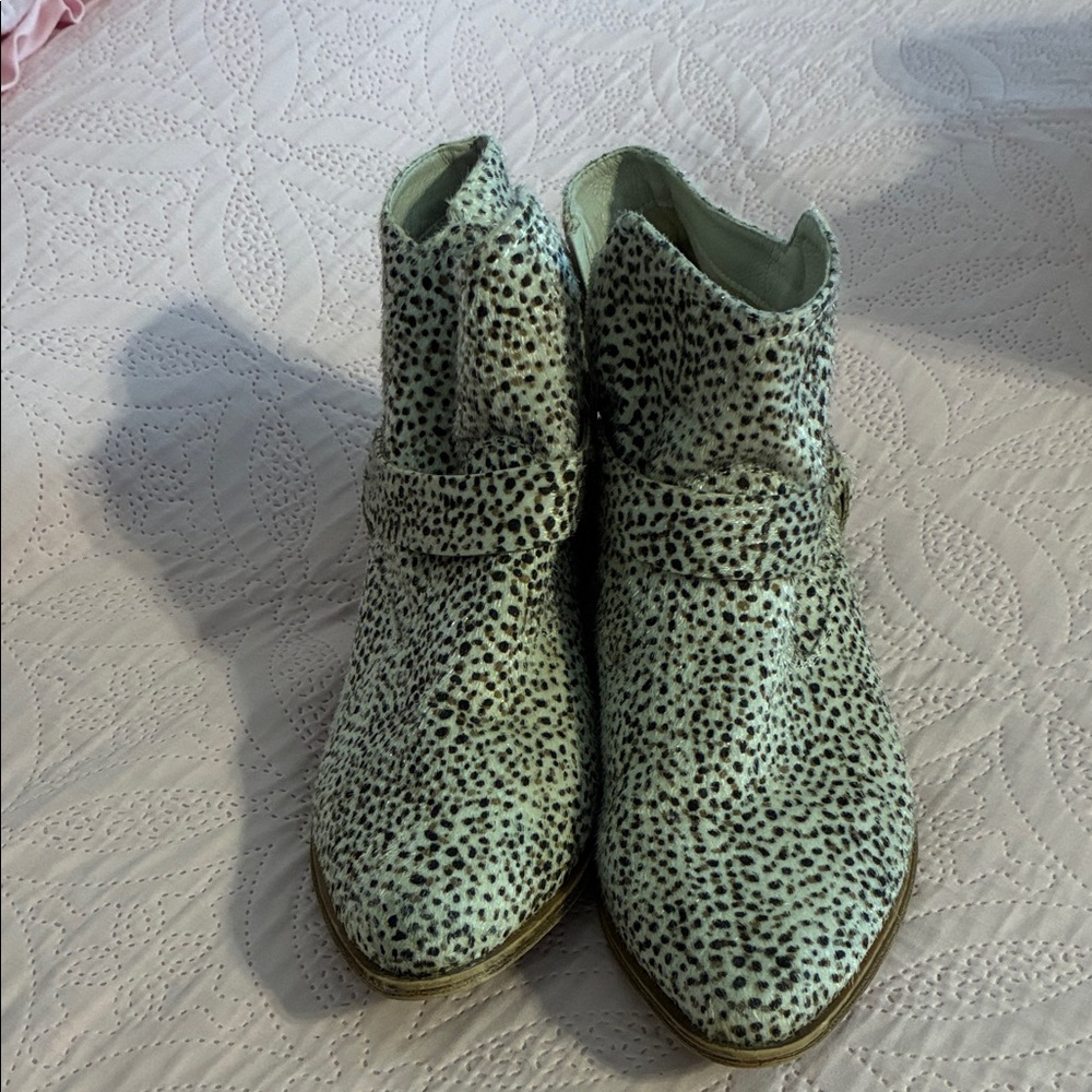 Very J Spotted Ankle Booties